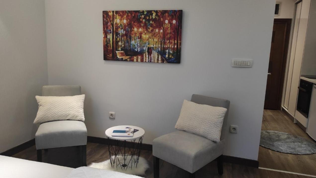 5 Star Central Studio سكوبجي المظهر الخارجي الصورة